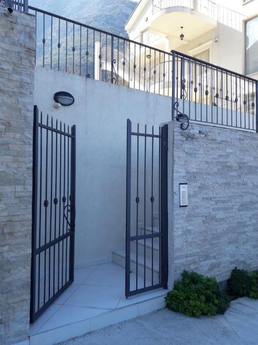 2Br Apartment With Pool Kotor Exteriör bild