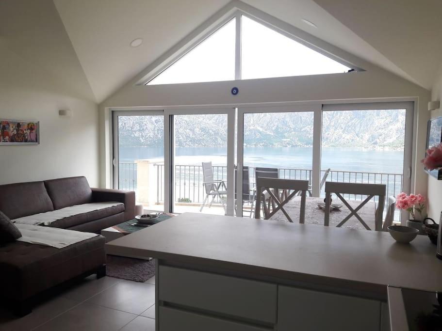 2Br Apartment With Pool Kotor Exteriör bild