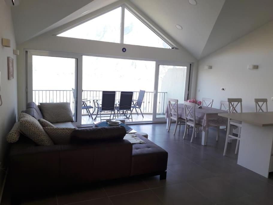 2Br Apartment With Pool Kotor Exteriör bild