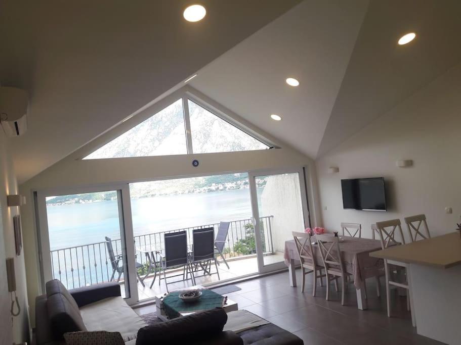 2Br Apartment With Pool Kotor Exteriör bild