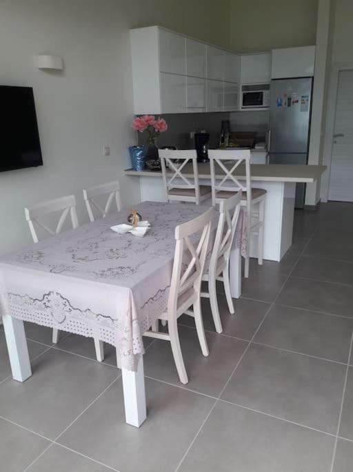 2Br Apartment With Pool Kotor Exteriör bild
