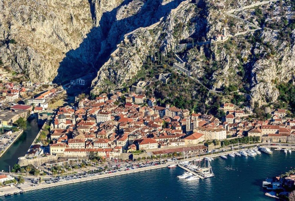 2Br Apartment With Pool Kotor Exteriör bild